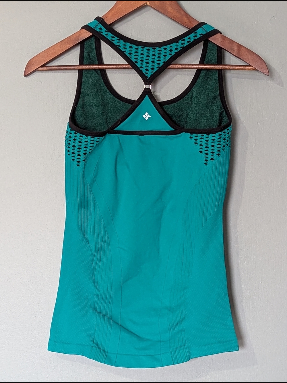 NUX‎ For Ahnu Yogasport Teal Athletic Tank Racerback Built-in Bra - Picture 4 of 8